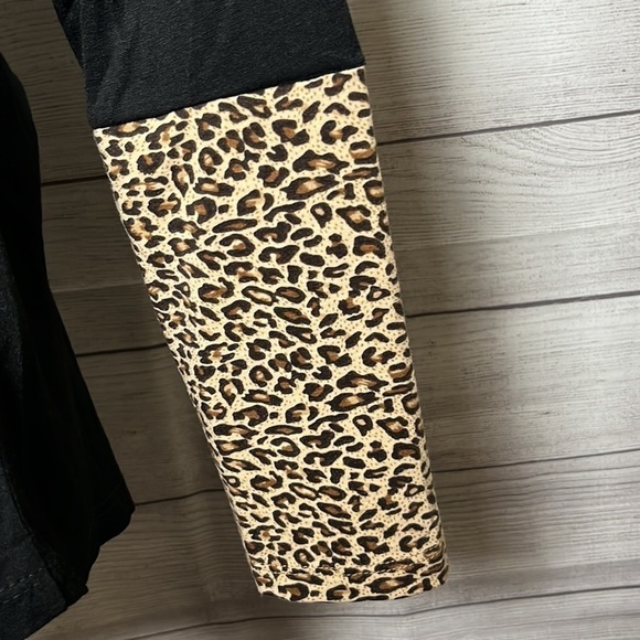 Fall Leopard Pumpkin NWT Long Sleeve Shirt - Picture 4 of 4